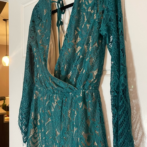 Green lace Boho romper Xhileration size Small - Picture 6 of 10